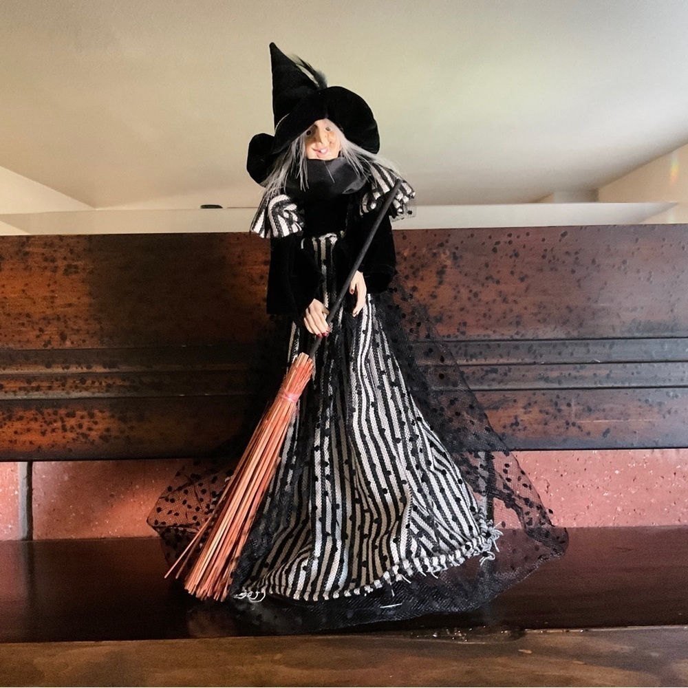 Halloween Witch Doll Decoration 14” Stand Up with Broom Mantle Table Farmhouse